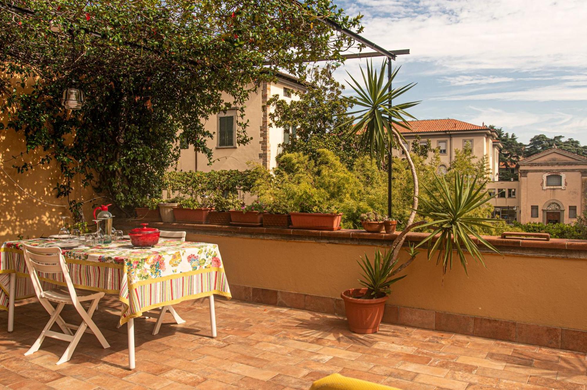Palazzo Micheletti Lucca Apartment Exterior photo